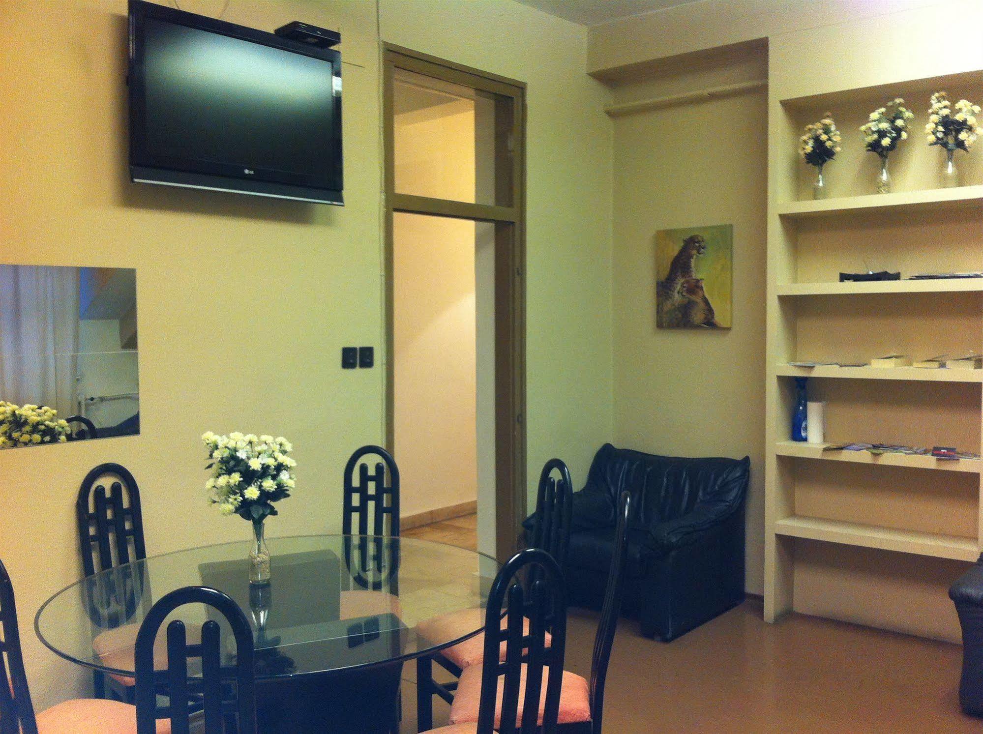Hostal Zrinyi *